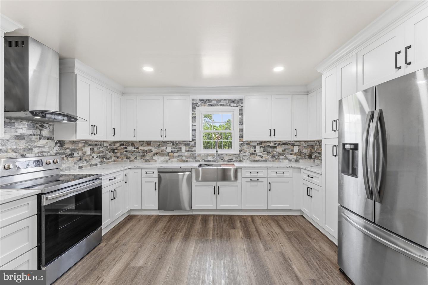 2611 Alvey Dr Property Photo 8