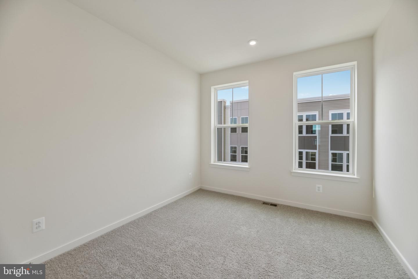 18024 Alicia Ave Property Photo 16
