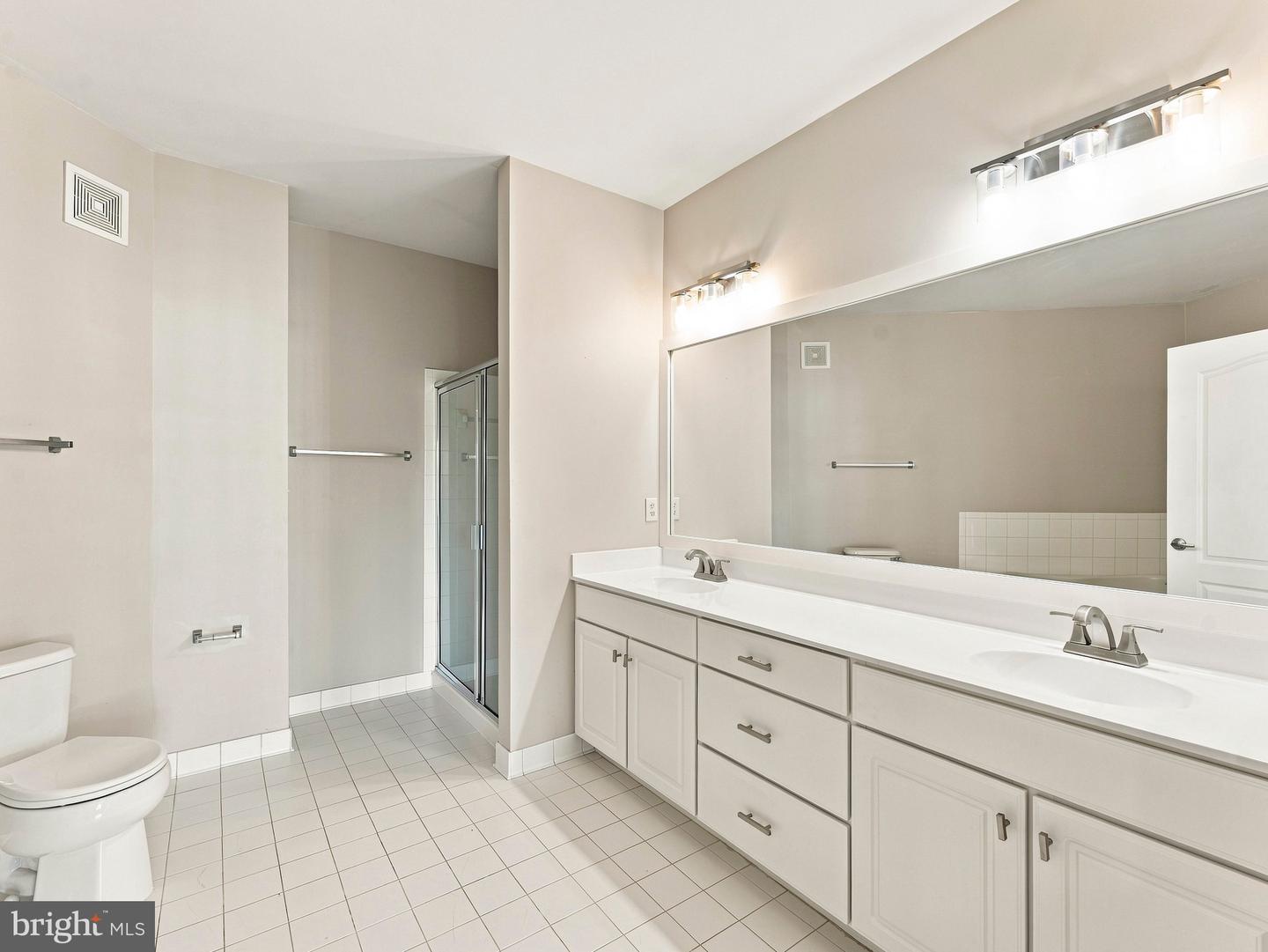 1641 Ladue Ct #304 Property Photo 15