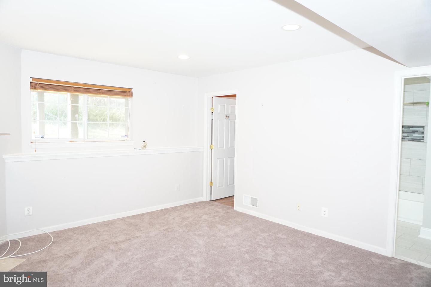 14882 Geranium Ct Property Photo 42