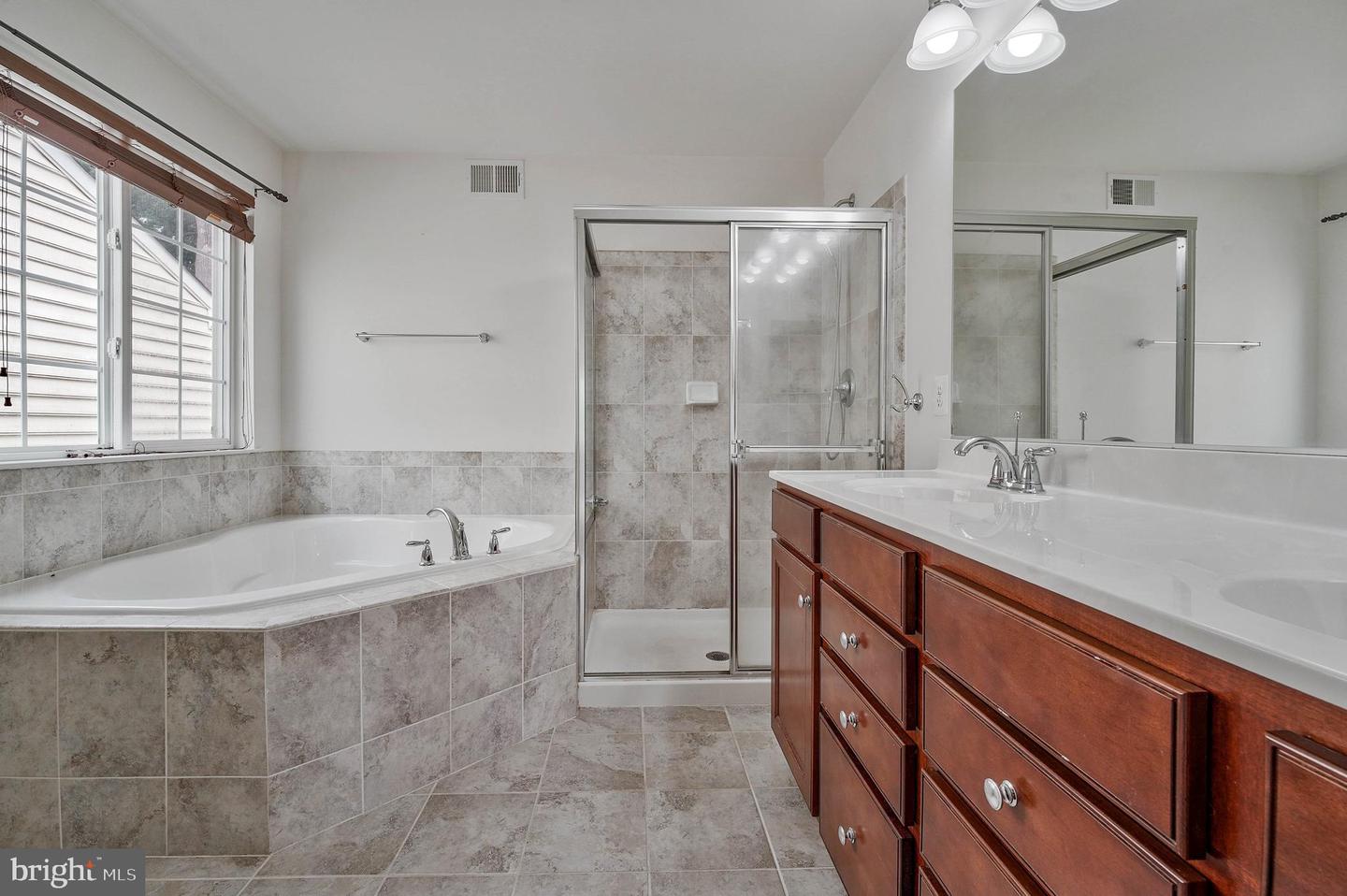 3461 Eagle Ridge Dr Property Photo 27