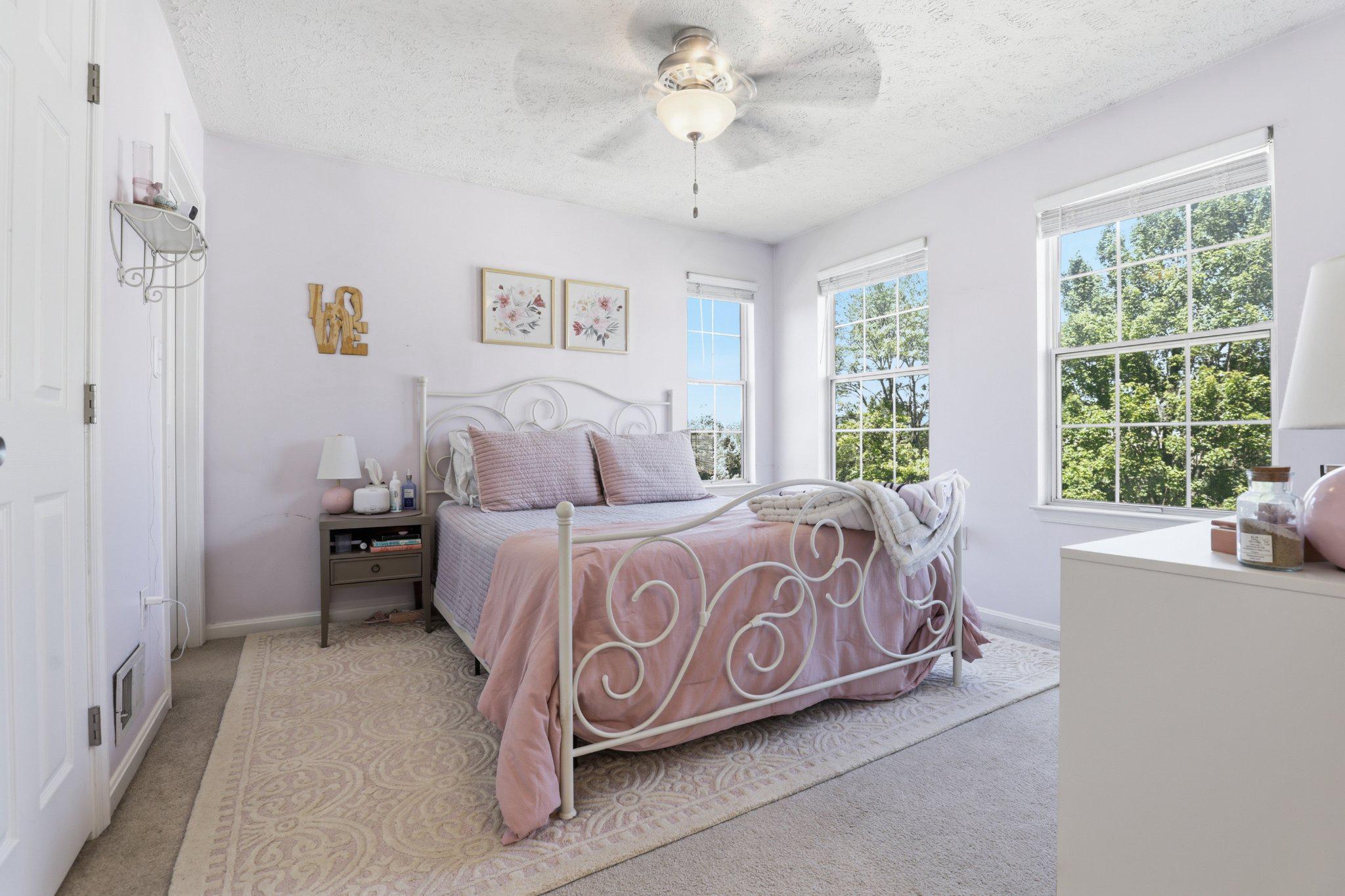7961 Calvary Ct Property Photo 3