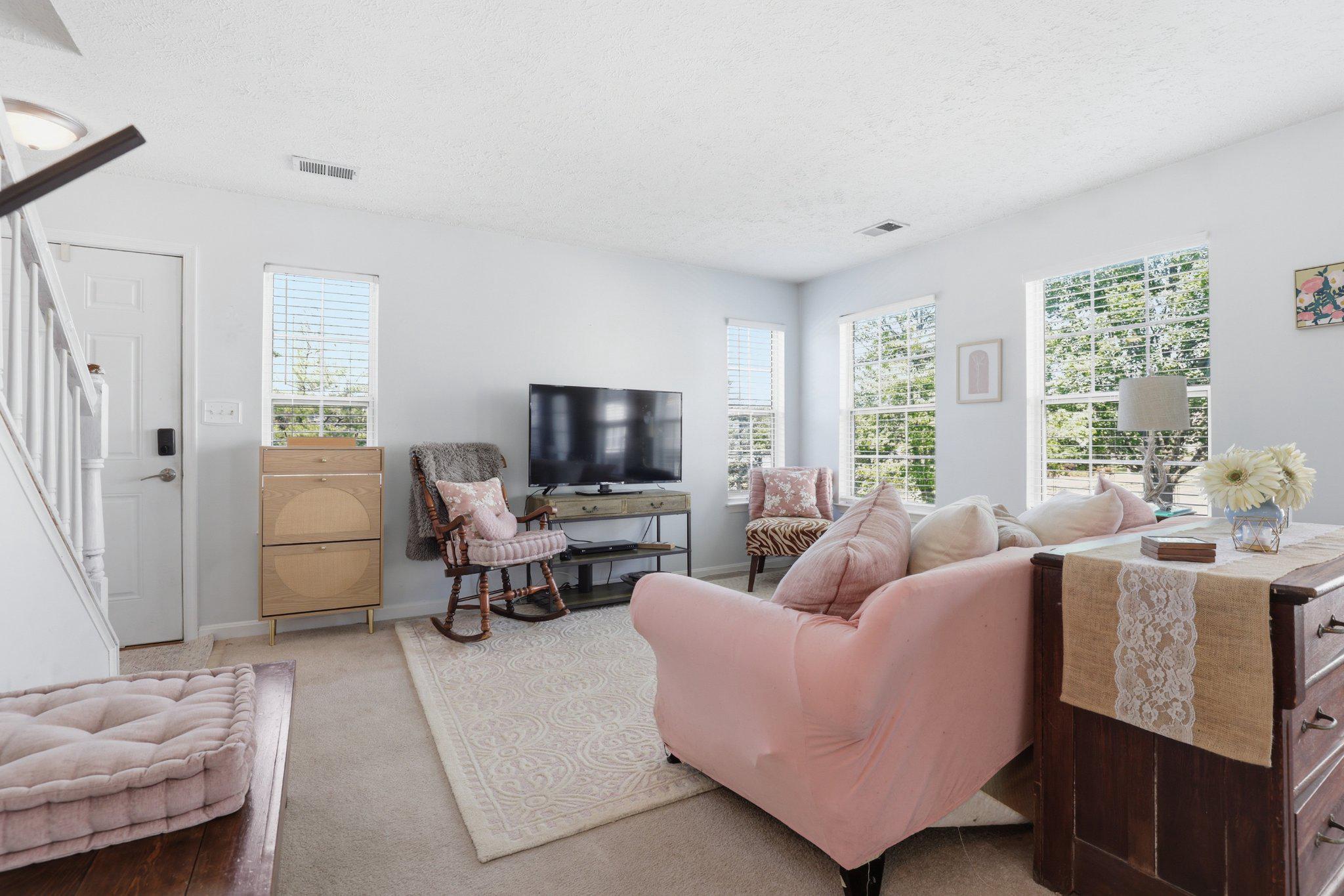 7961 Calvary Ct Property Photo 4