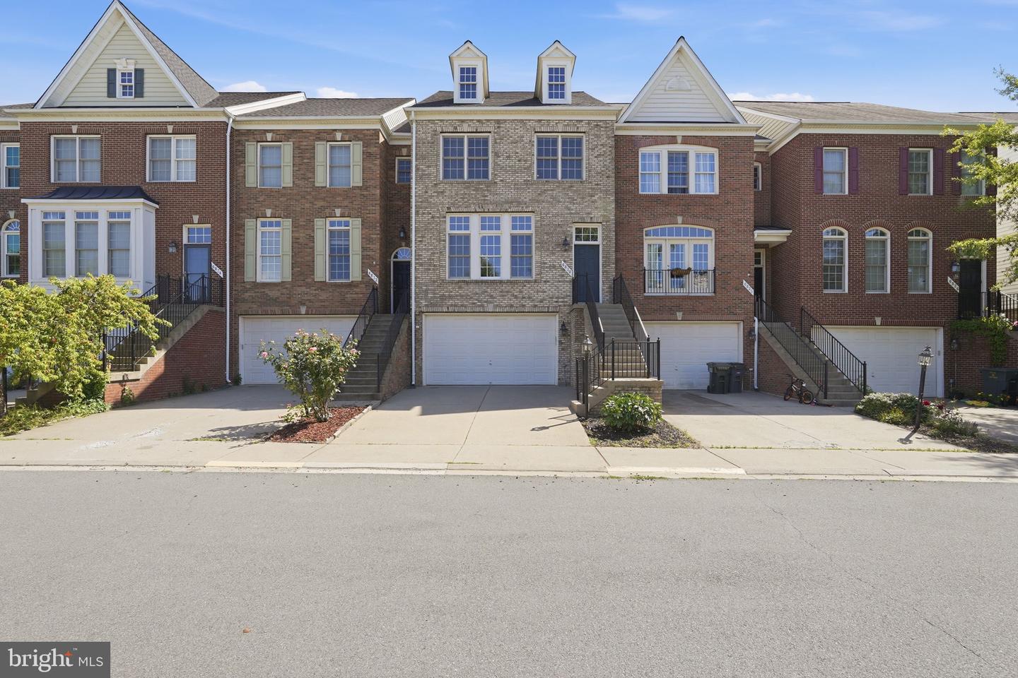 6830 Witton Cir Property Photo 2