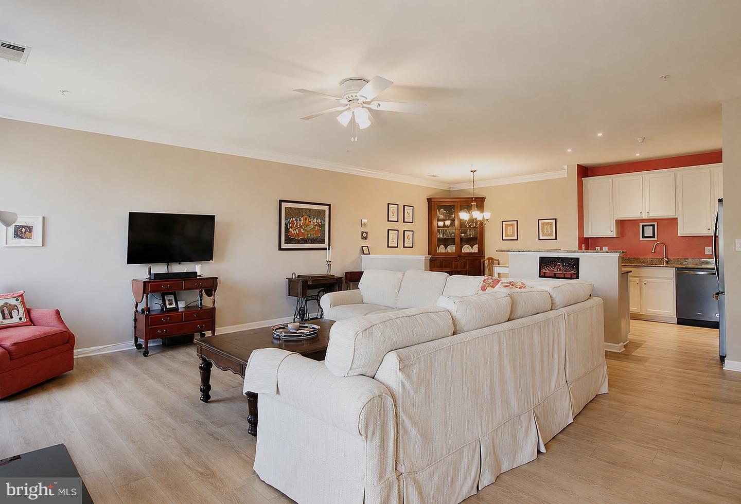 1621 Ladue Ct #303 Property Photo 11