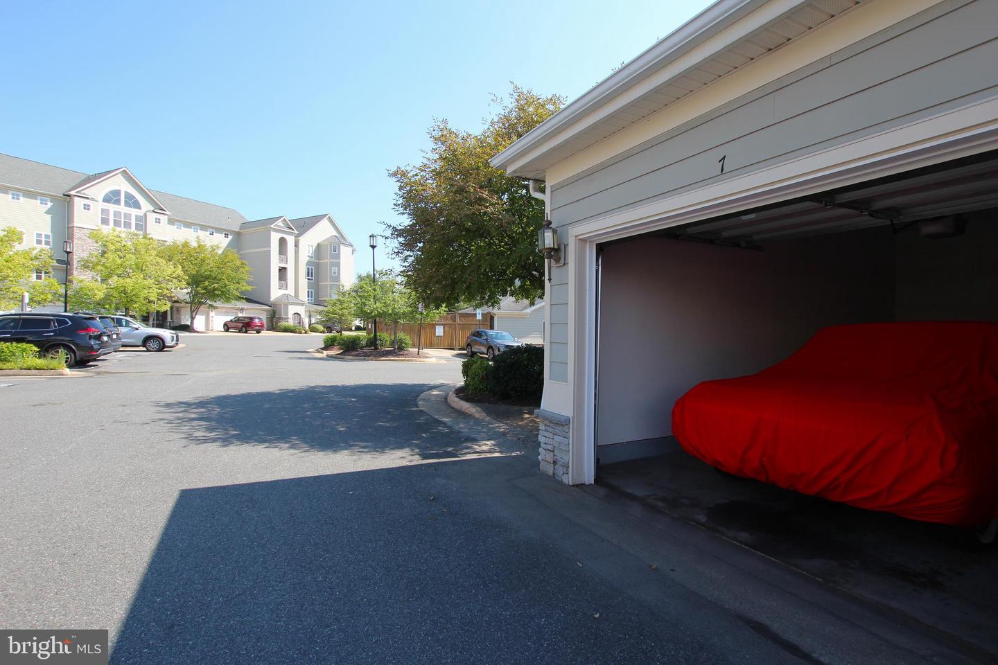 1621 Ladue Ct #303 Property Photo 26