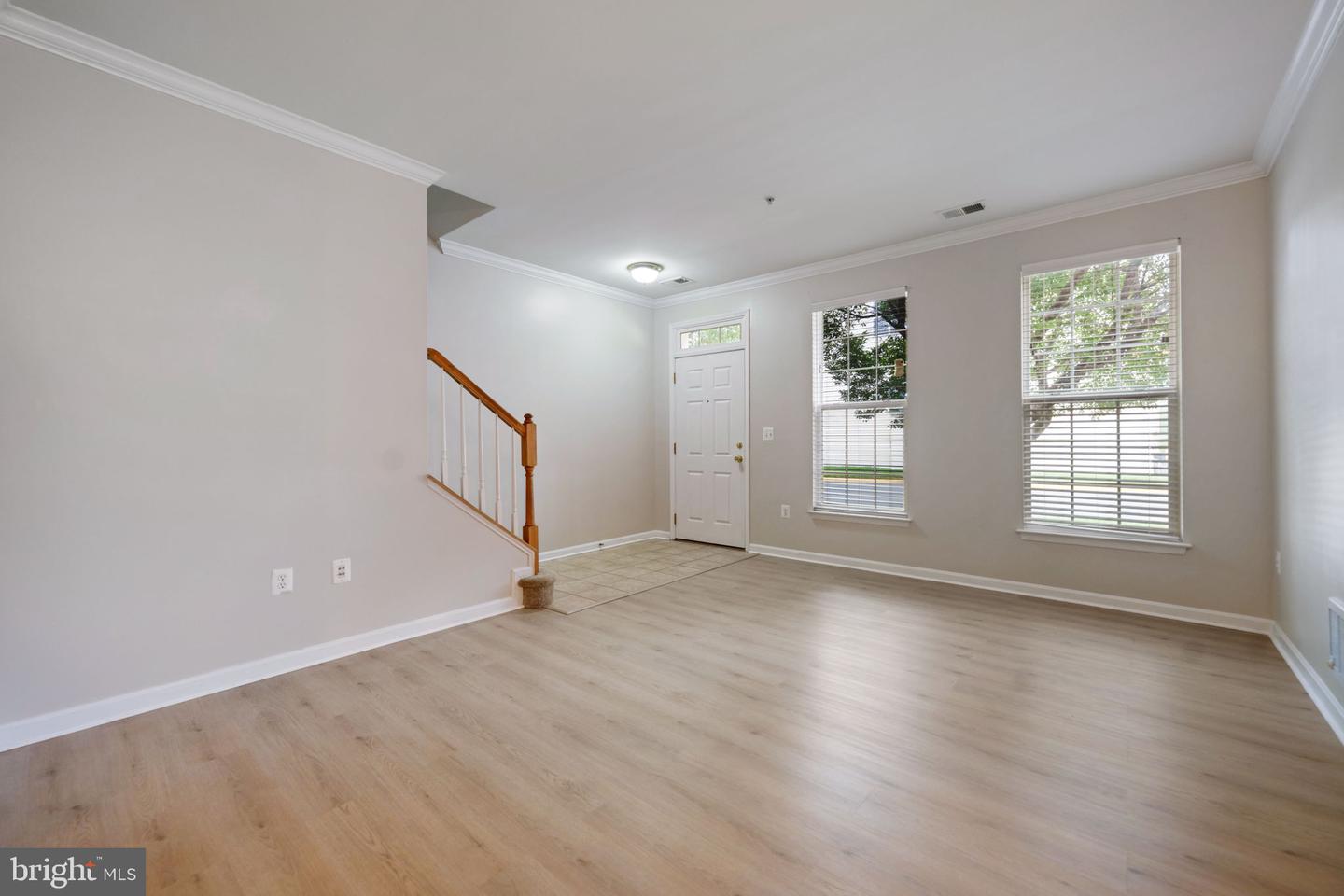 15555 John Diskin Cir Property Photo 4
