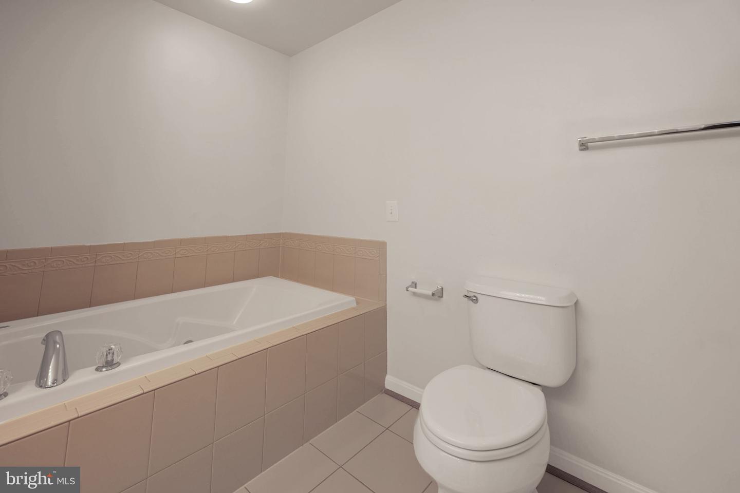 15555 John Diskin Cir Property Photo 16