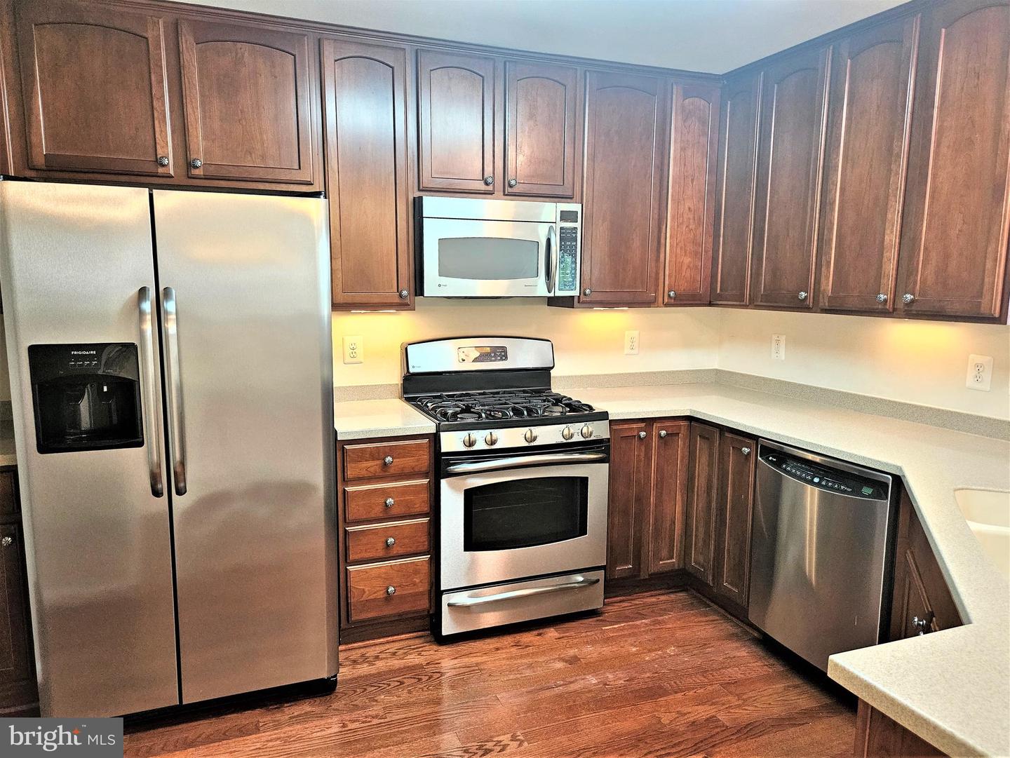 11268 Wortham Crest Cir #08 Property Photo 4
