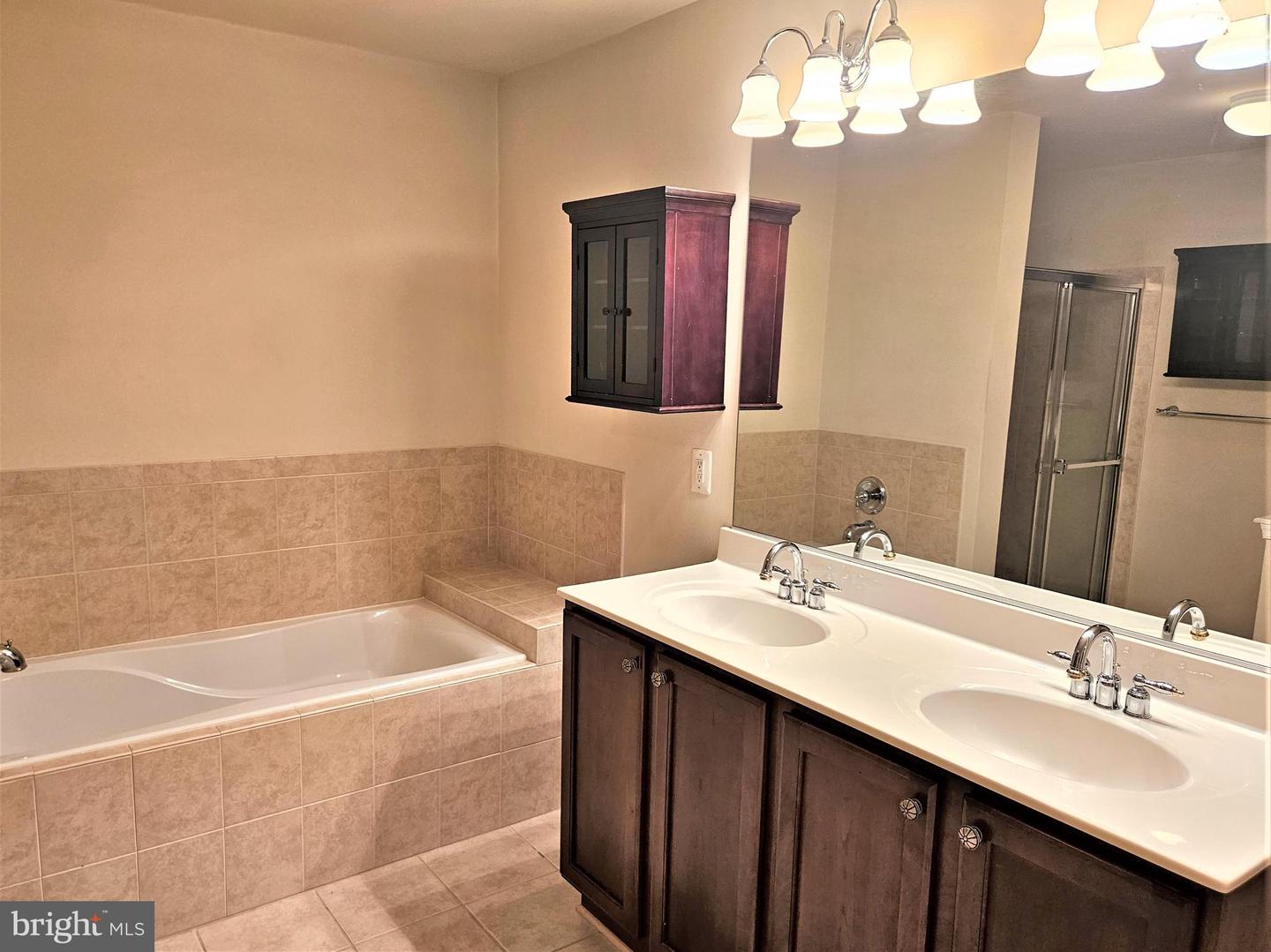 11268 Wortham Crest Cir #08 Property Photo 22