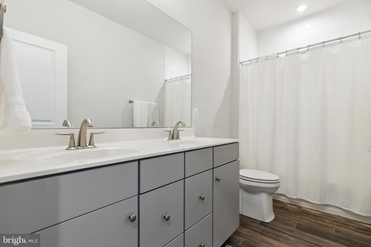 14863 Estella Ln Property Photo 25