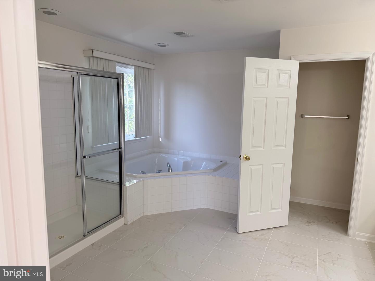 5970 Spout Spring Ct Property Photo 12