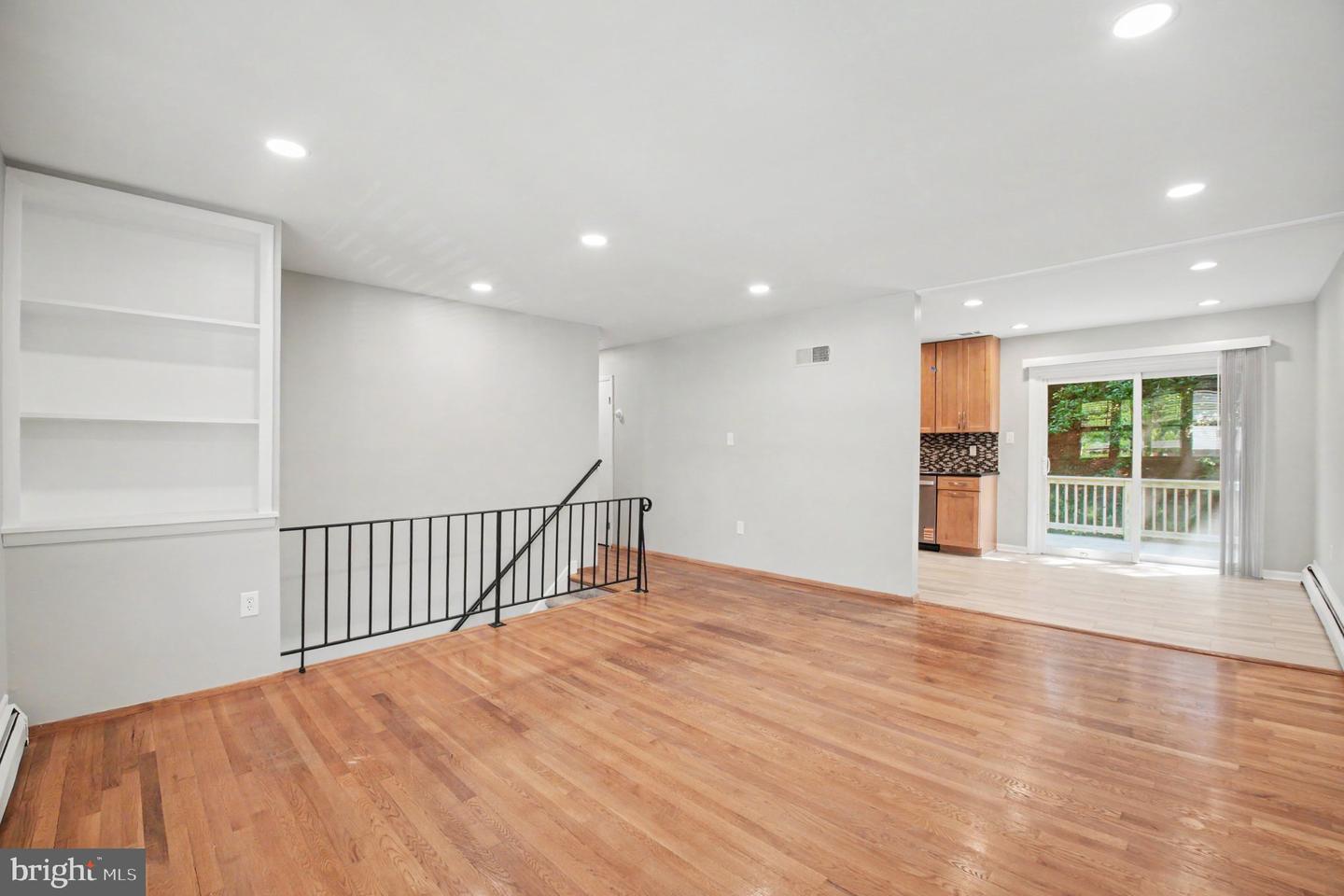 4522 Glendale Rd Property Photo 5