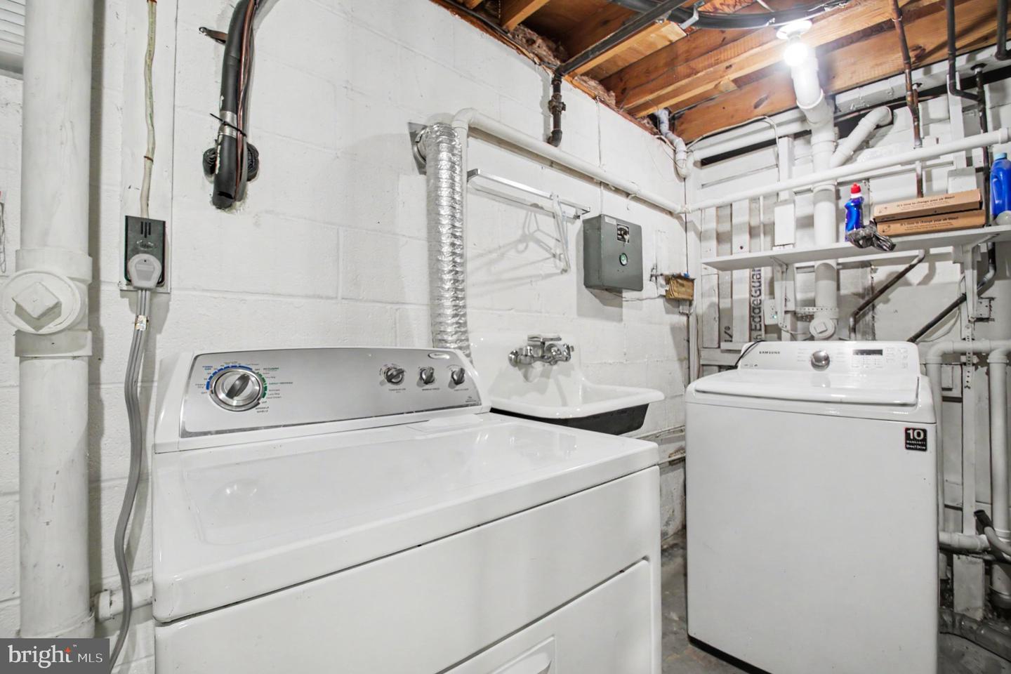 4522 Glendale Rd Property Photo 22