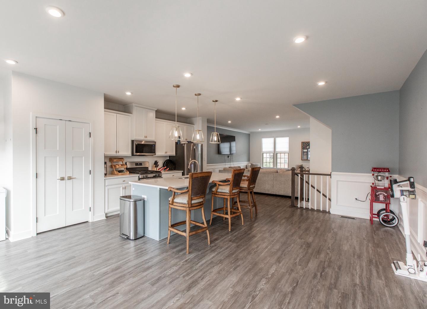 18105 Red Cedar Rd Property Photo 5
