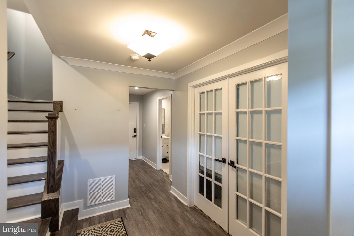 18105 Red Cedar Rd Property Photo 6