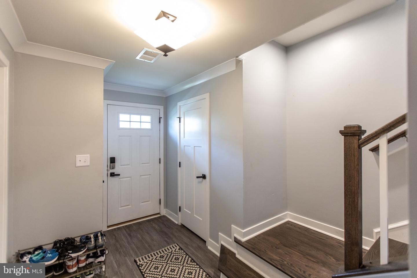 18105 Red Cedar Rd Property Photo 7