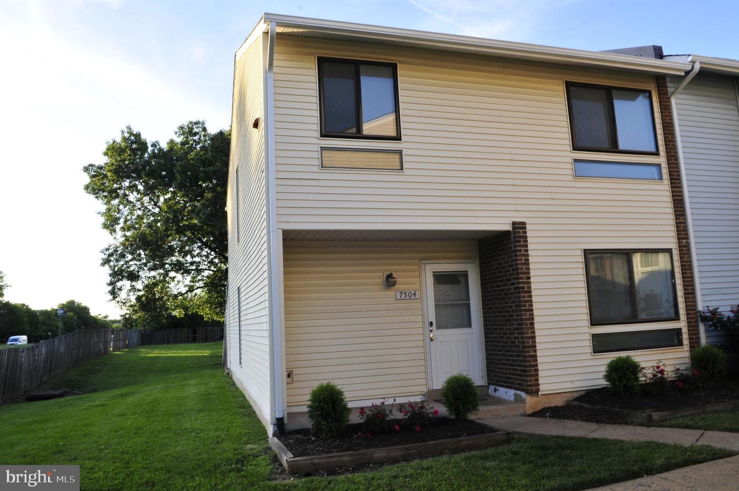 7504 Clemson Ct Property Photo 1