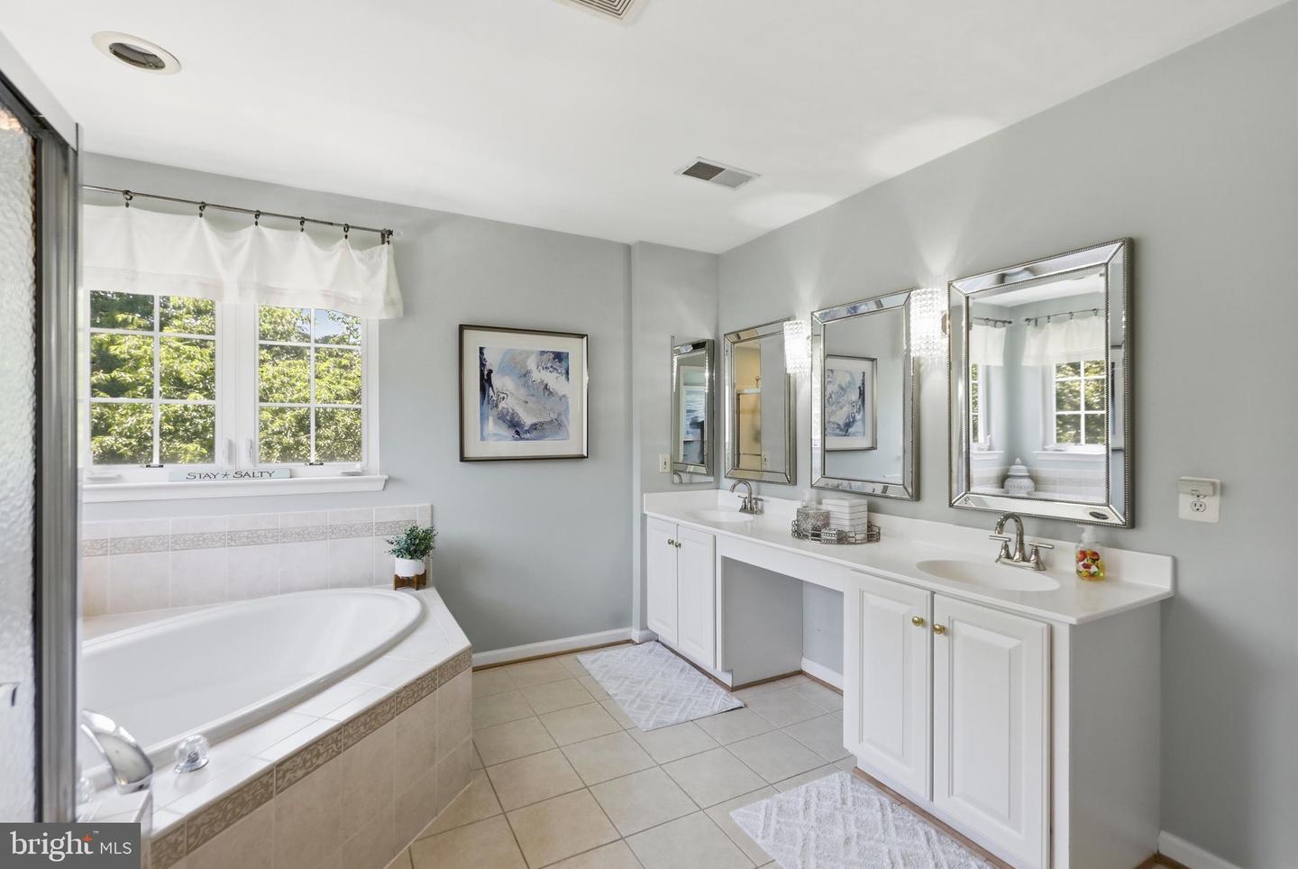 5484 Heredity Ln Property Photo 20