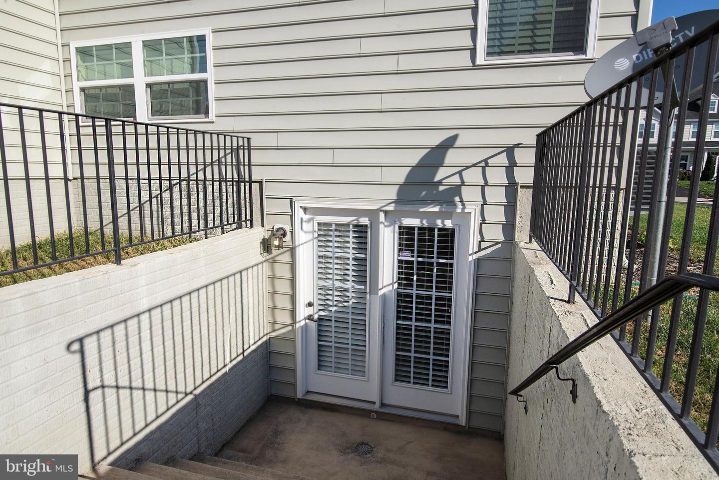 12908 Hoadly Manor Dr Property Photo 3