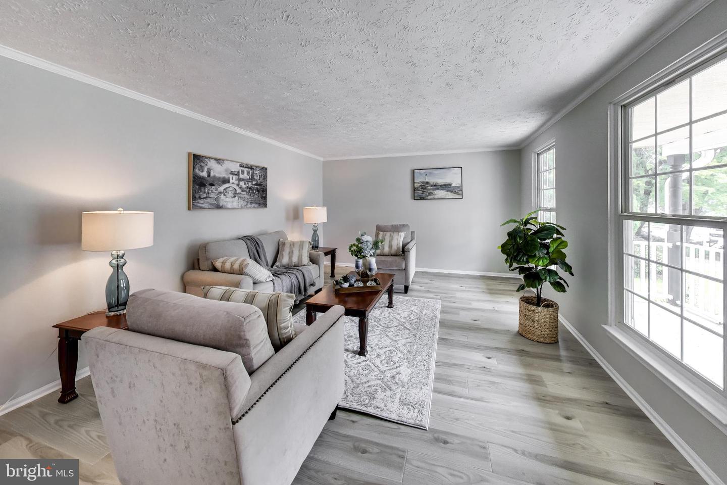 15177 HOLLEYSIDE DR