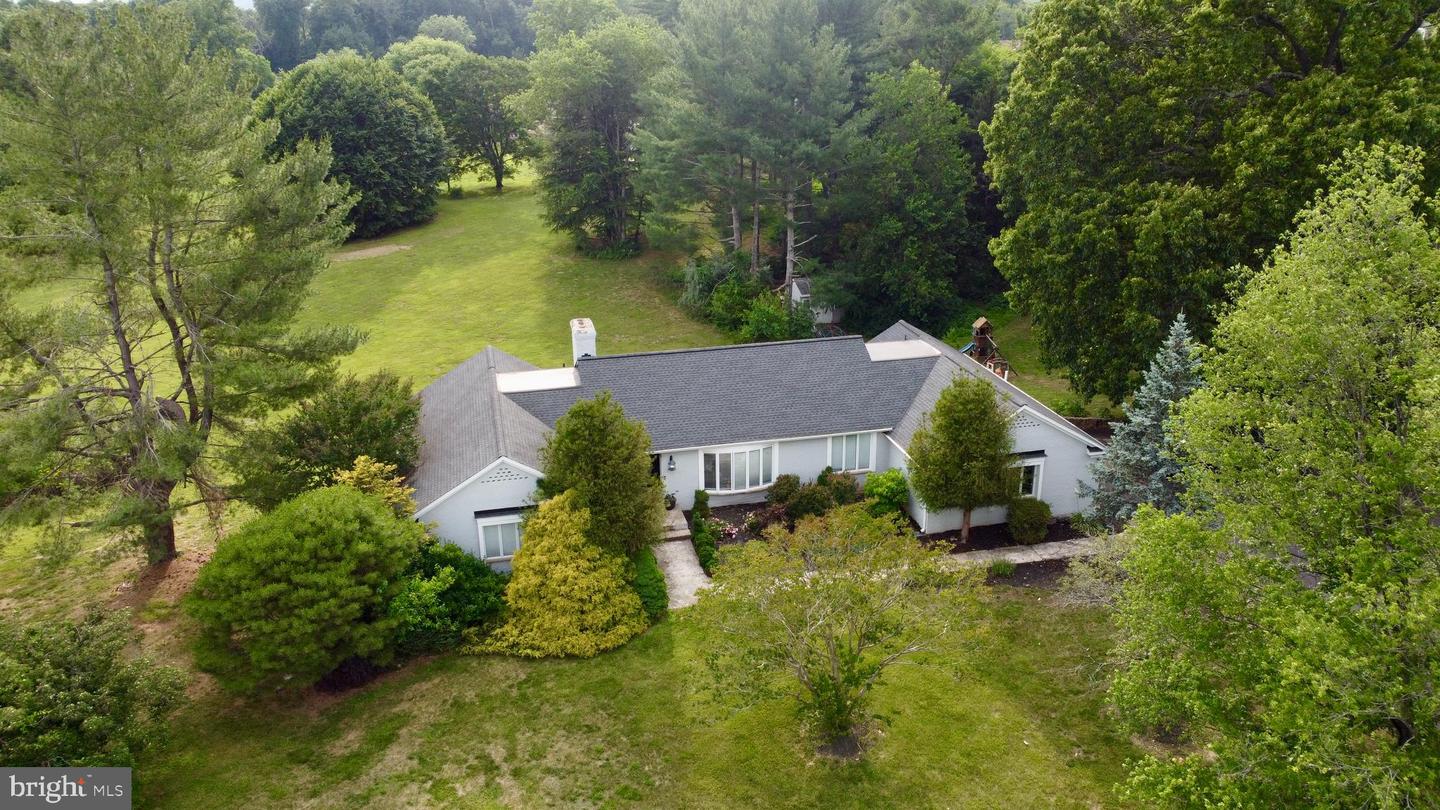 4710 Angus Dr Property Photo 7