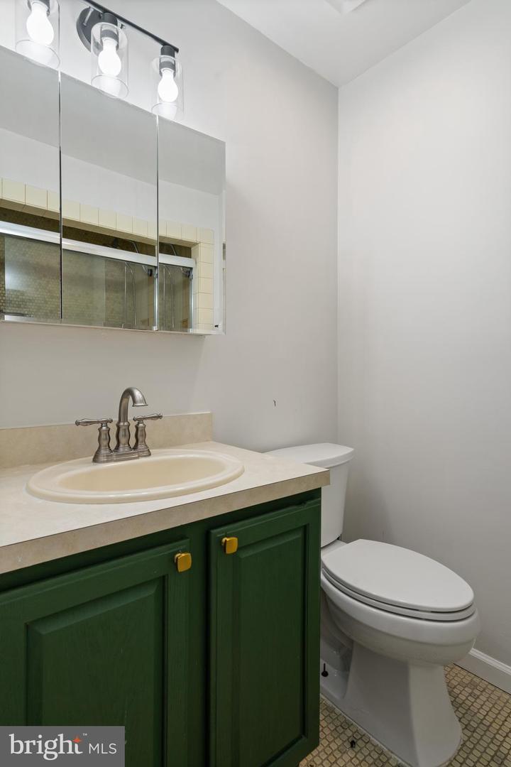 4710 Angus Dr Property Photo 41