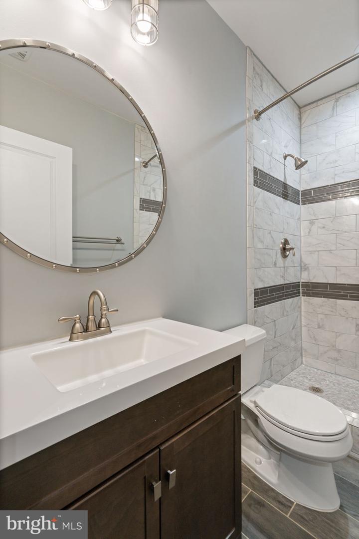 17136 Gullwing Dr Property Photo 47