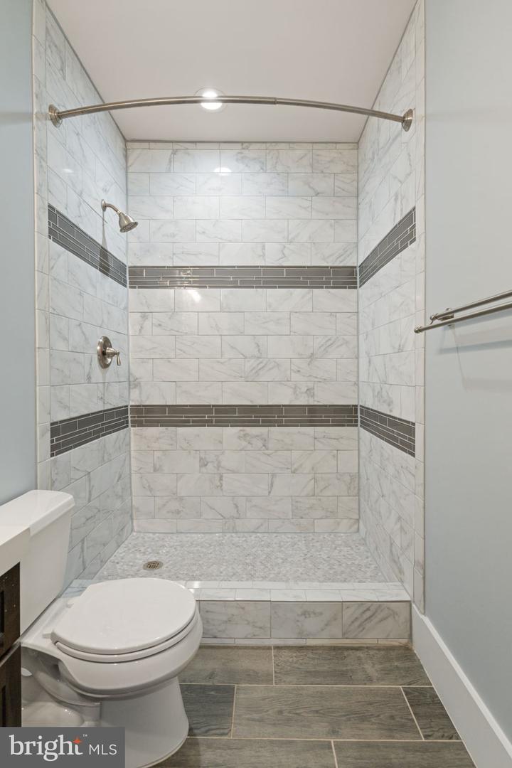 17136 Gullwing Dr Property Photo 48