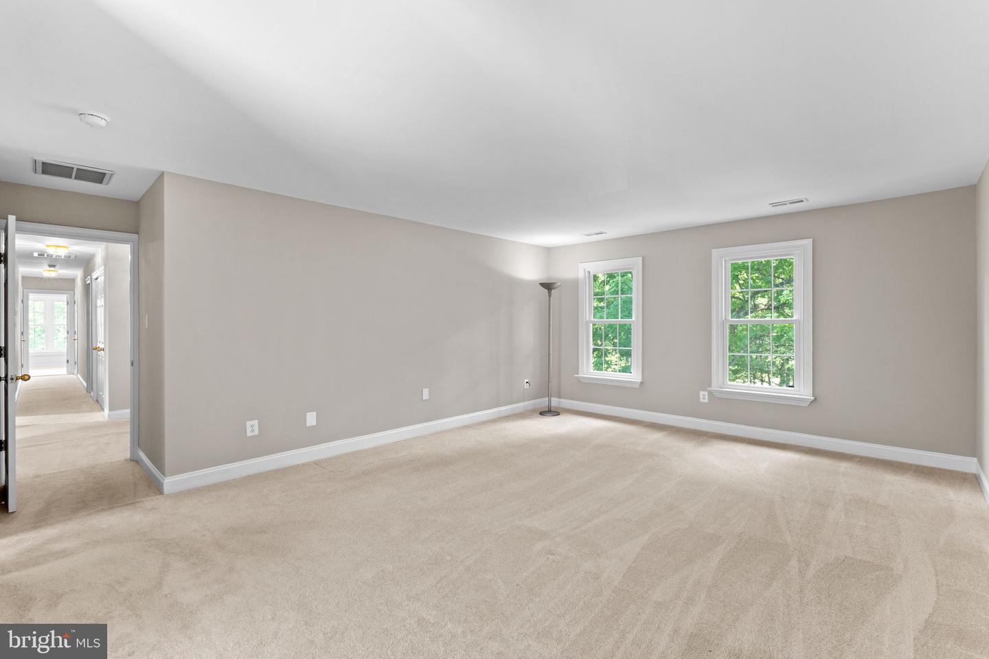 13870 Shelter Manor Dr Property Photo 13