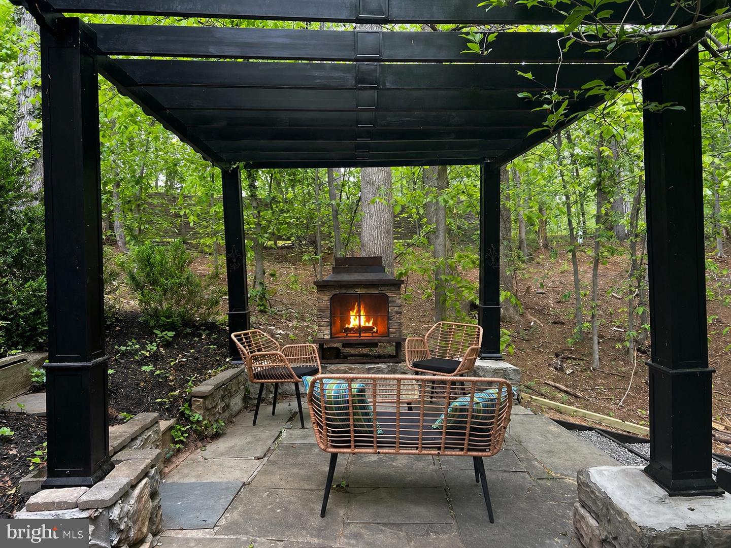 8701 Sinclair Mill Rd Property Photo 11