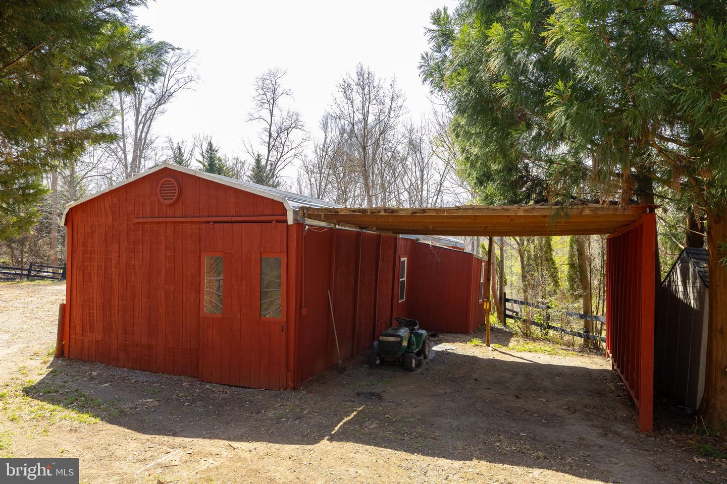 8701 Sinclair Mill Rd Property Photo 93