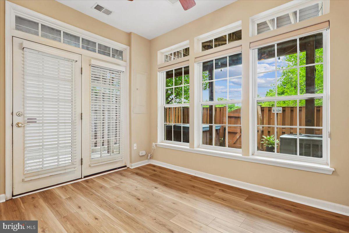15042 Danehurst Cir Property Photo 5