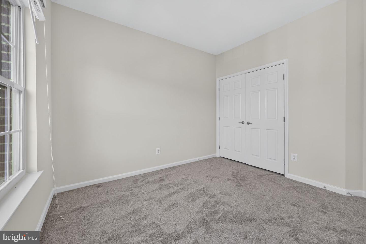 2293 Merseyside Dr Property Photo 23
