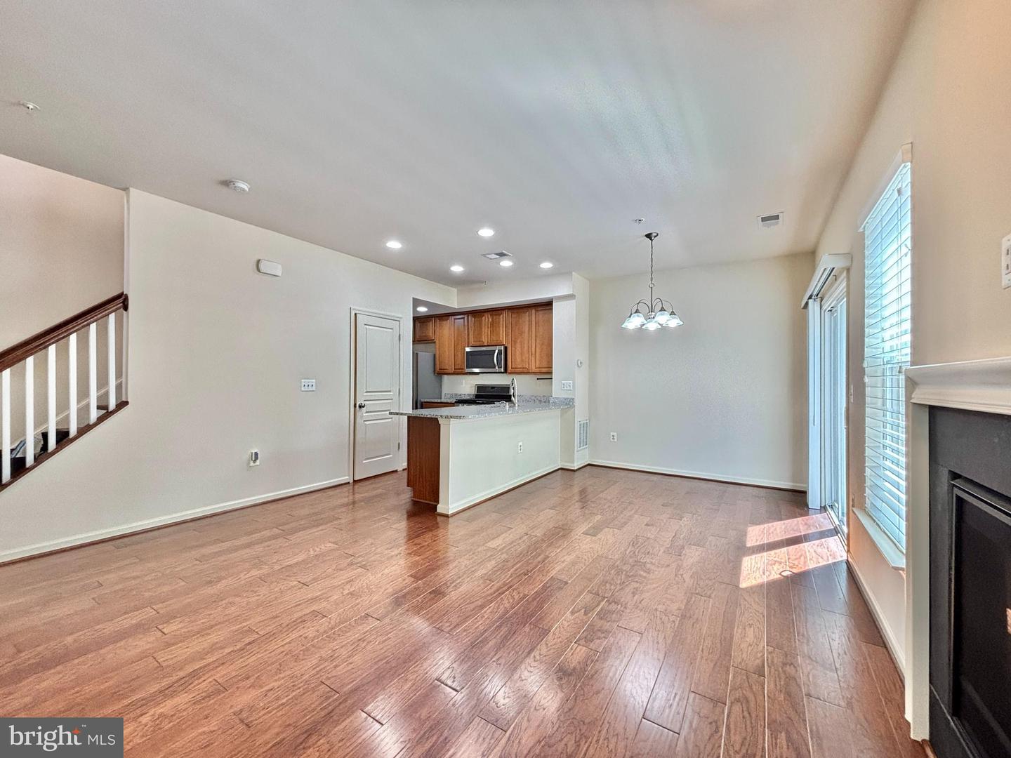 1599 Renate Dr Property Photo 4