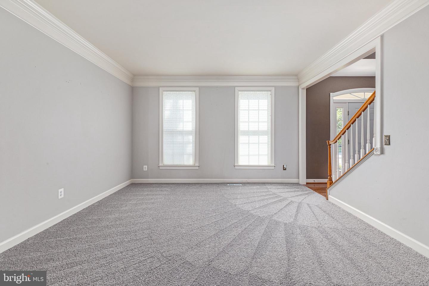 10012 Three Sisters Ct Property Photo 9