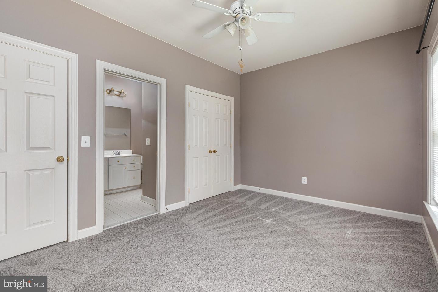 10012 Three Sisters Ct Property Photo 30