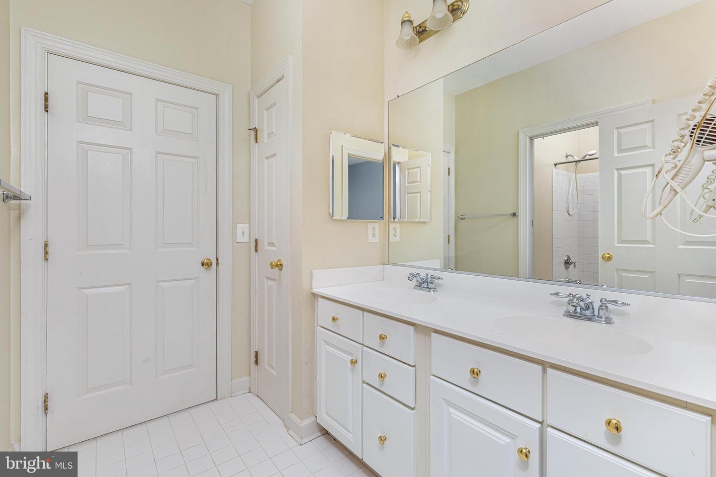 10012 Three Sisters Ct Property Photo 35