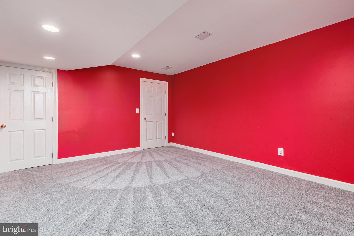 10012 Three Sisters Ct Property Photo 59