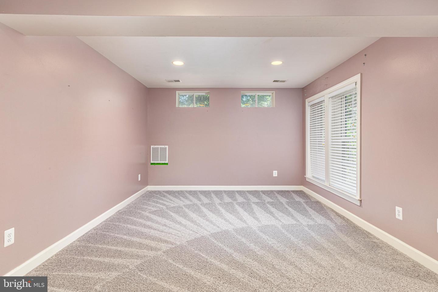 10012 Three Sisters Ct Property Photo 66