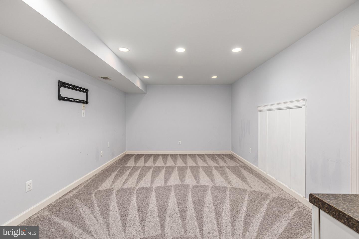 10012 Three Sisters Ct Property Photo 67