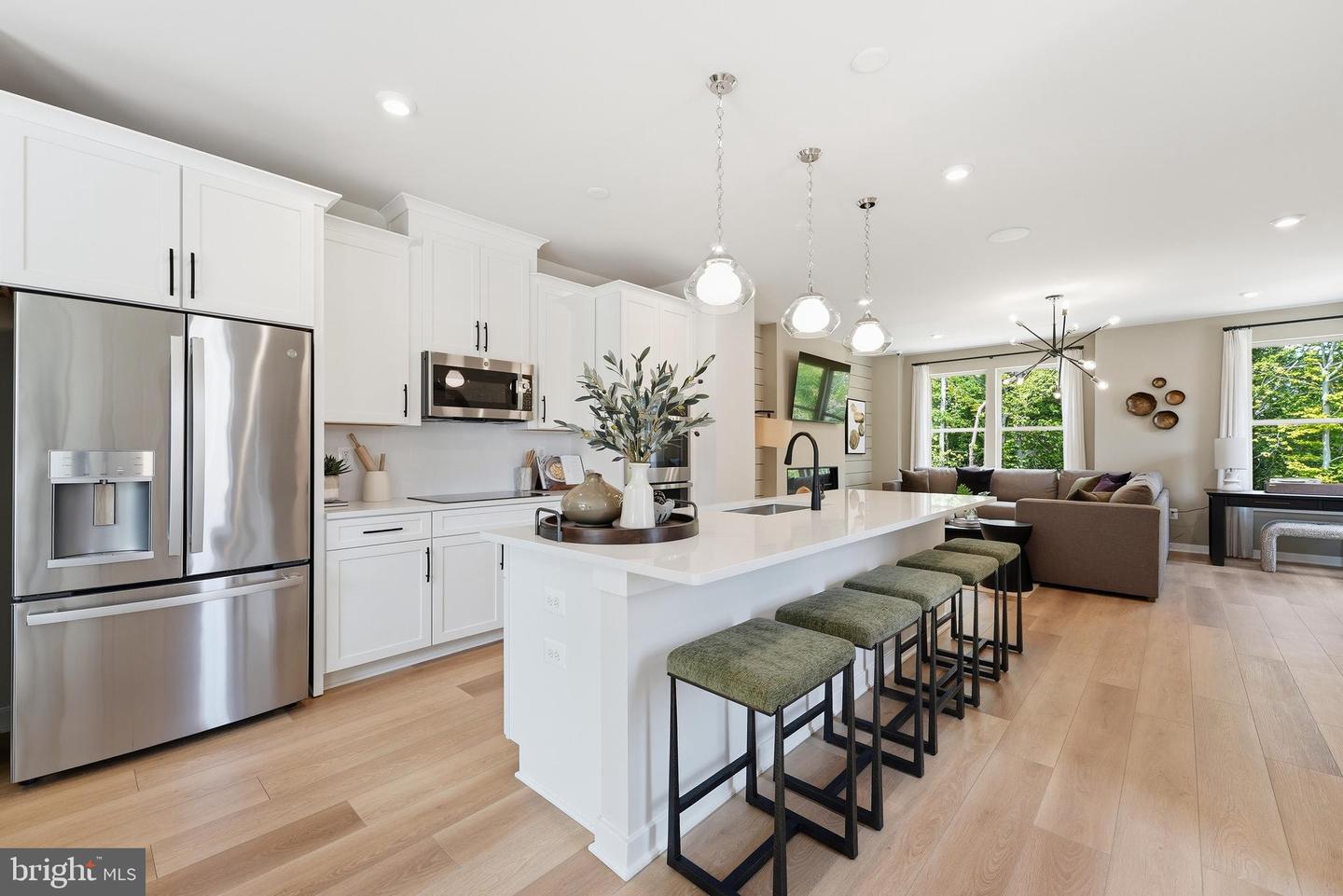 14065 Onyx St Property Photo 3