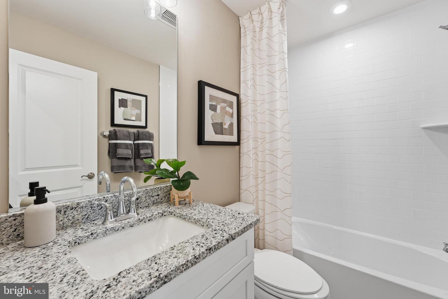 14065 Onyx St Property Photo 26