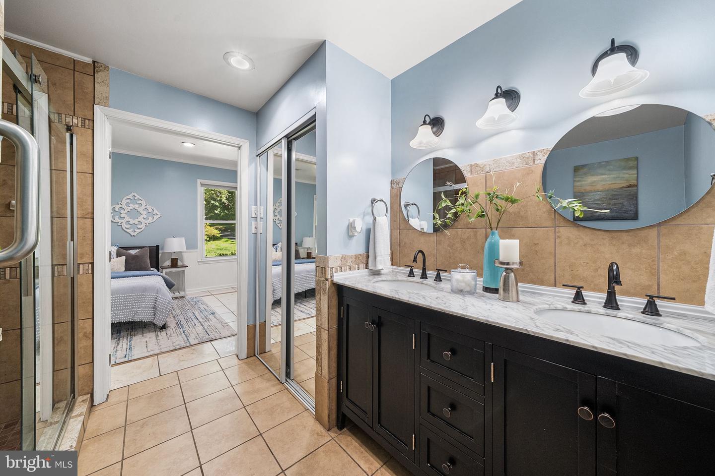 13015 Caton Pl Property Photo 8