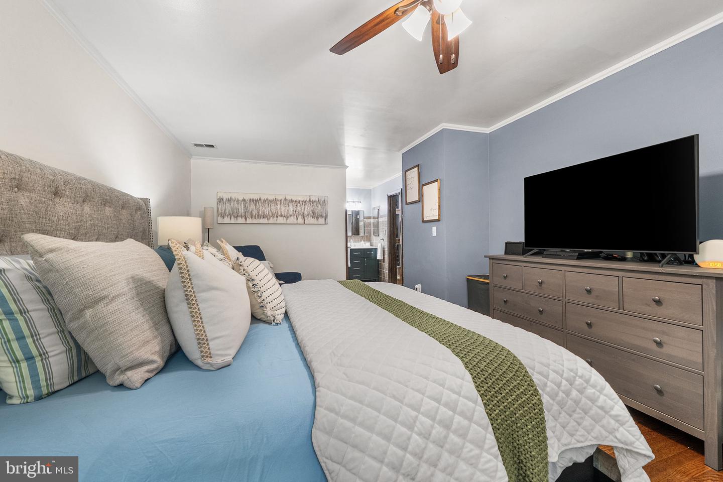 13015 Caton Pl Property Photo 33