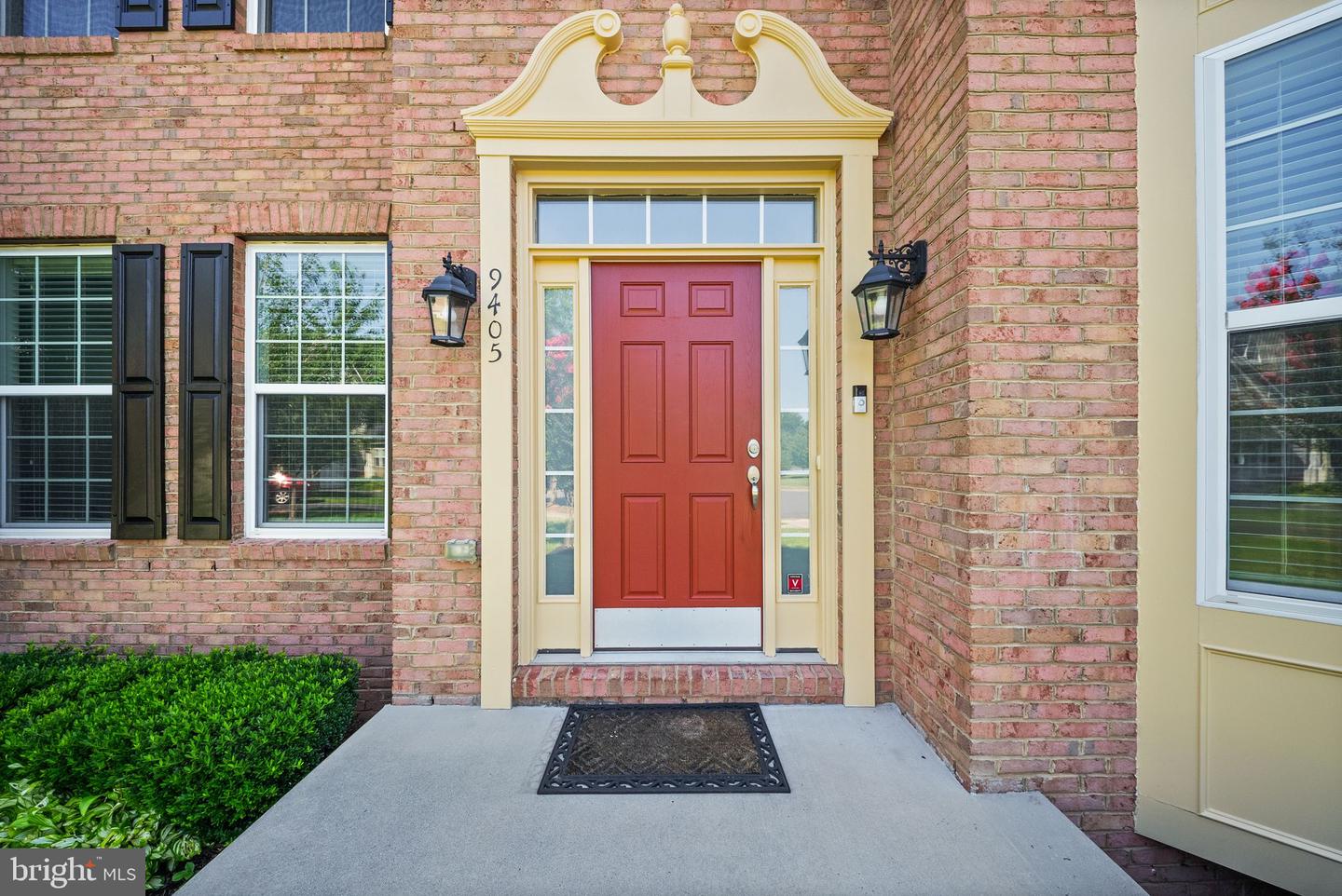 9405 Lomax Forest Dr Property Photo 7