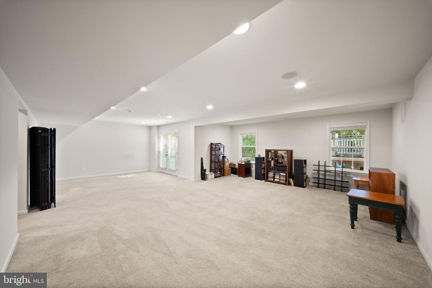 9405 Lomax Forest Dr Property Photo 35