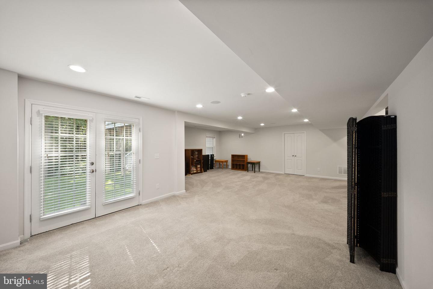 9405 Lomax Forest Dr Property Photo 37