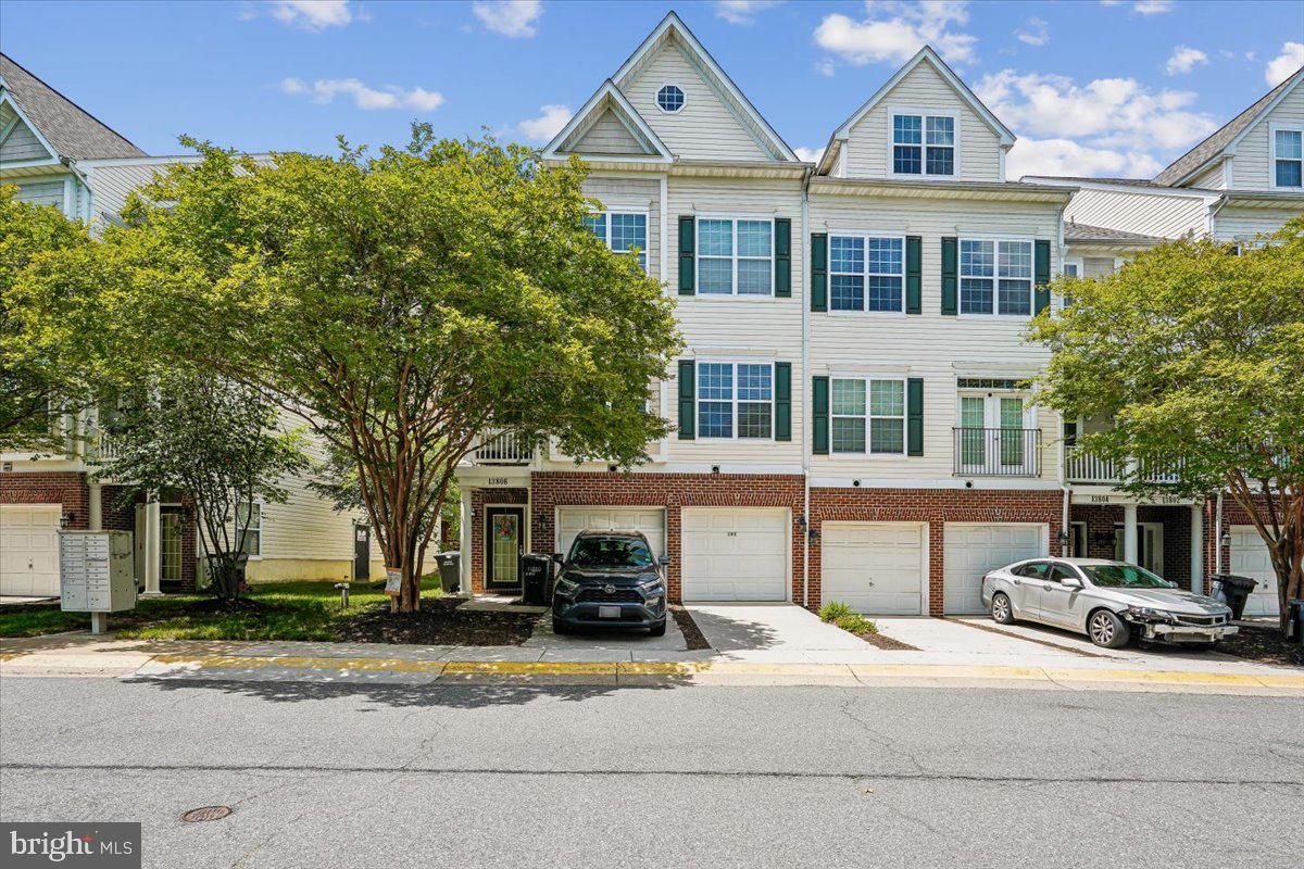 13806 Breezy Ridge Way Property Photo 1