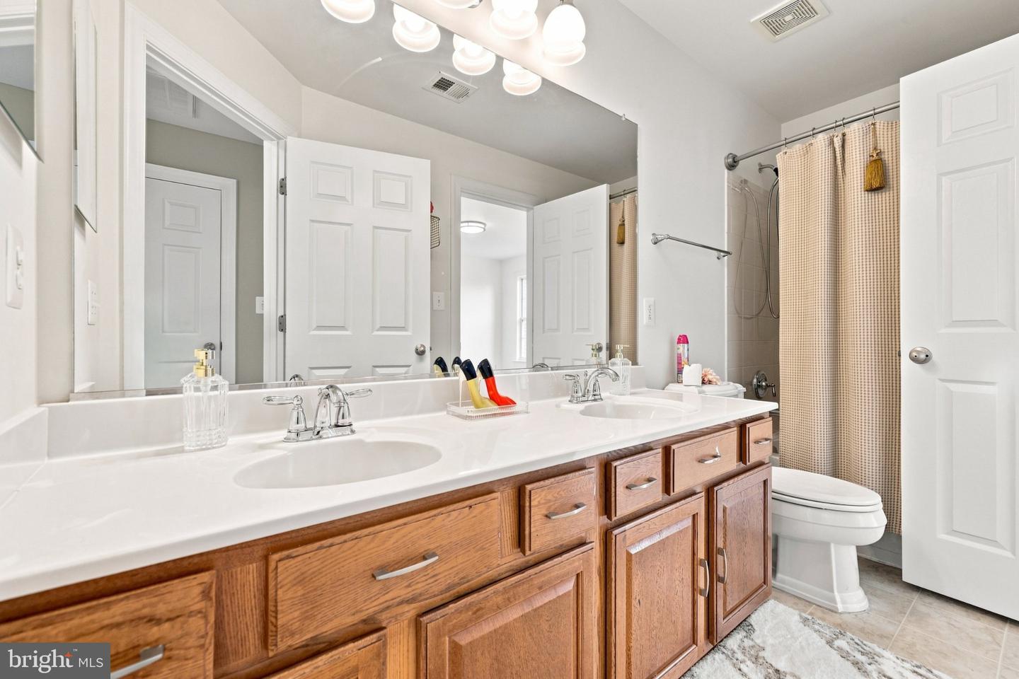 2861 Powell Dr Property Photo 55